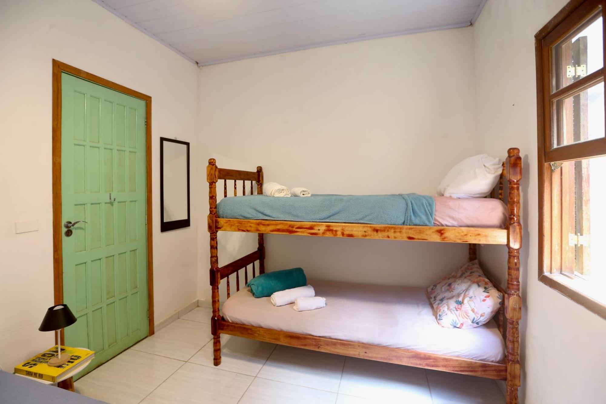 Casa Matatiso - Quartos Em Casa Compartilhada Na Ilha Grande מראה חיצוני תמונה